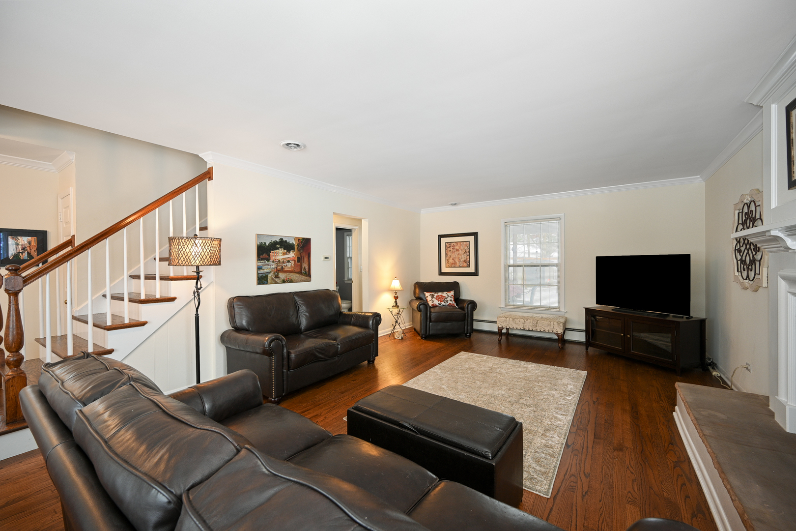 84 N Parkside Avenue, Glen Ellyn, IL 60137