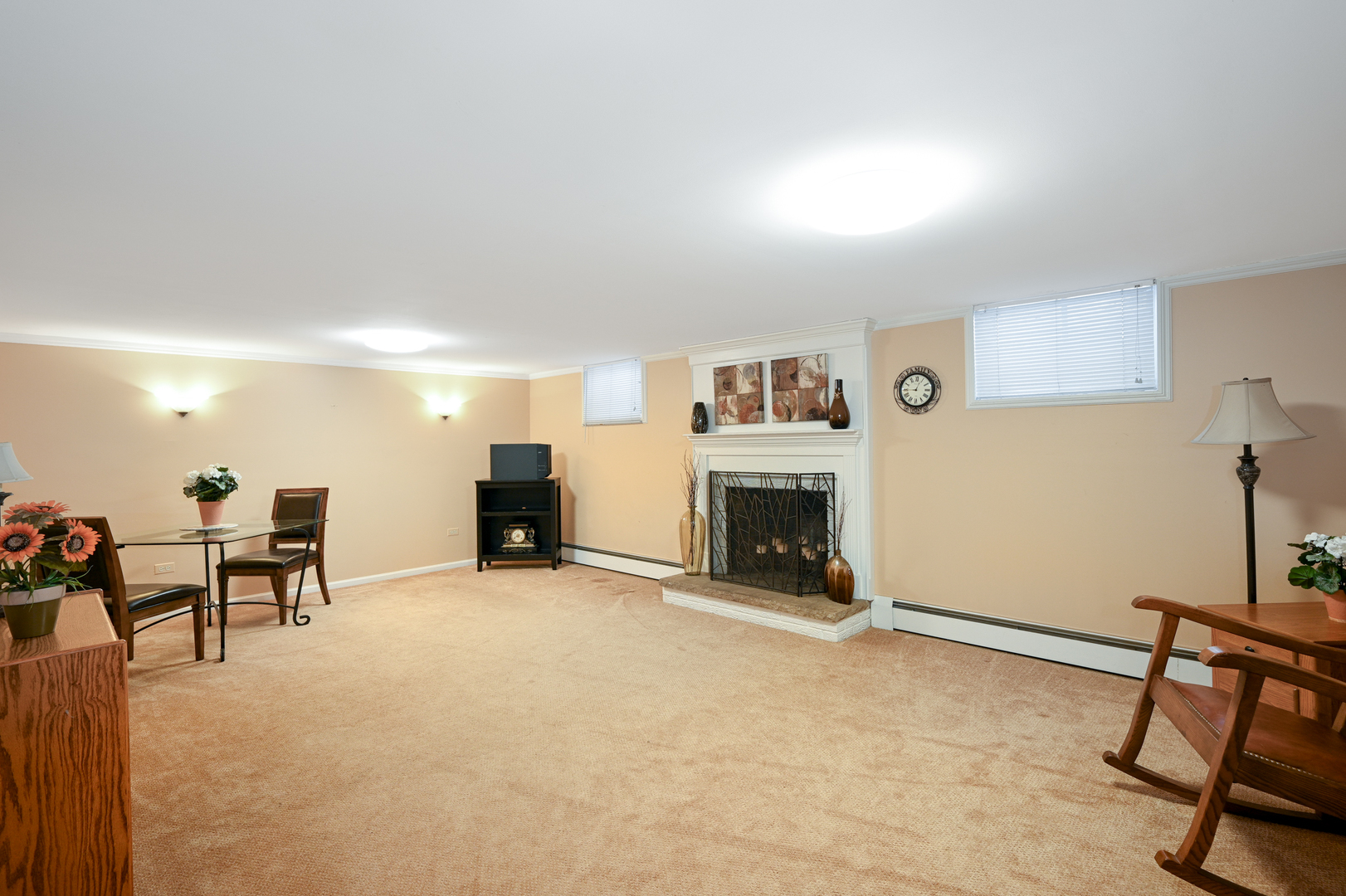 84 N Parkside Avenue, Glen Ellyn, IL 60137