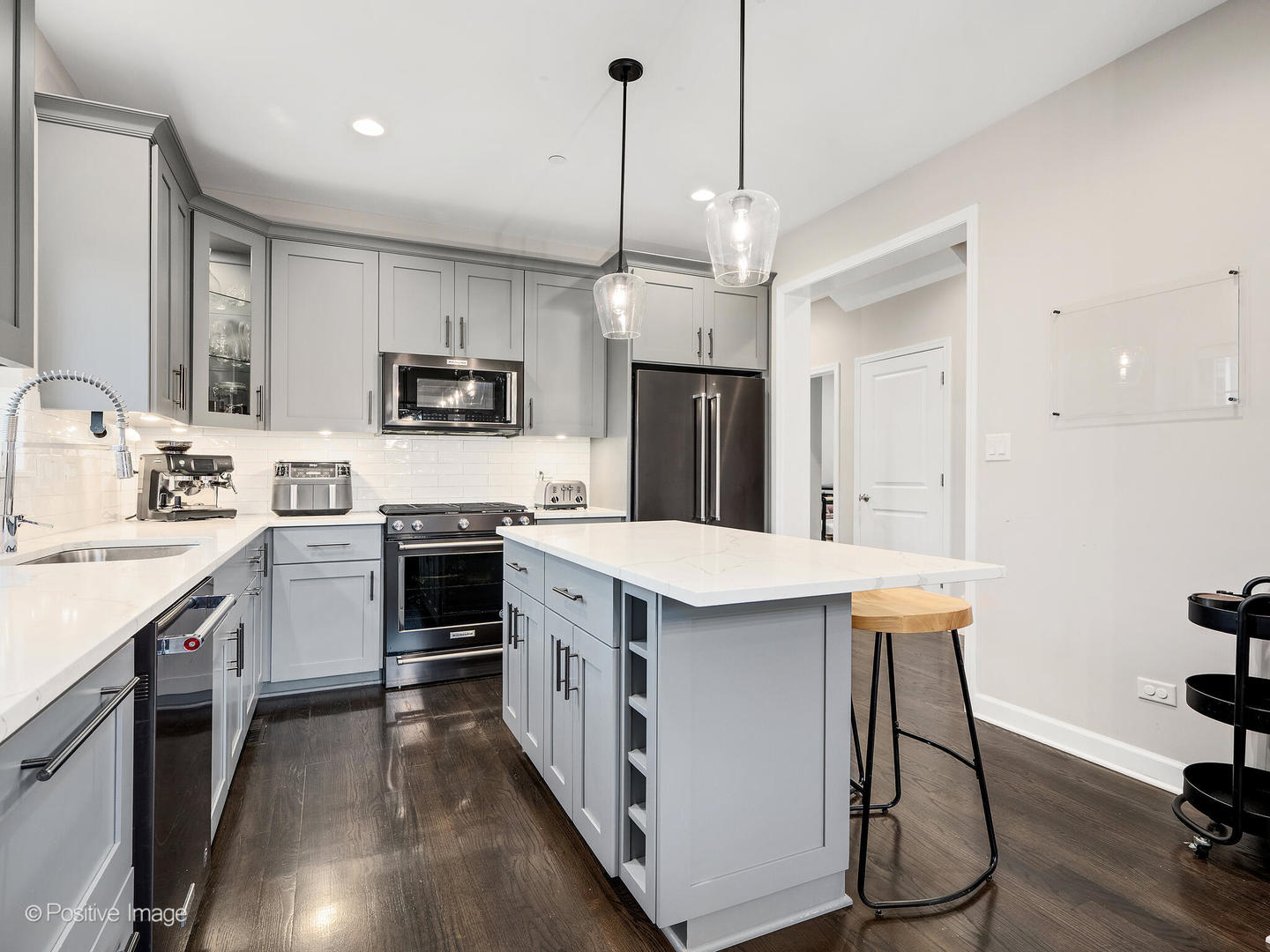 14277 Lacey Drive, Lemont, IL 60439