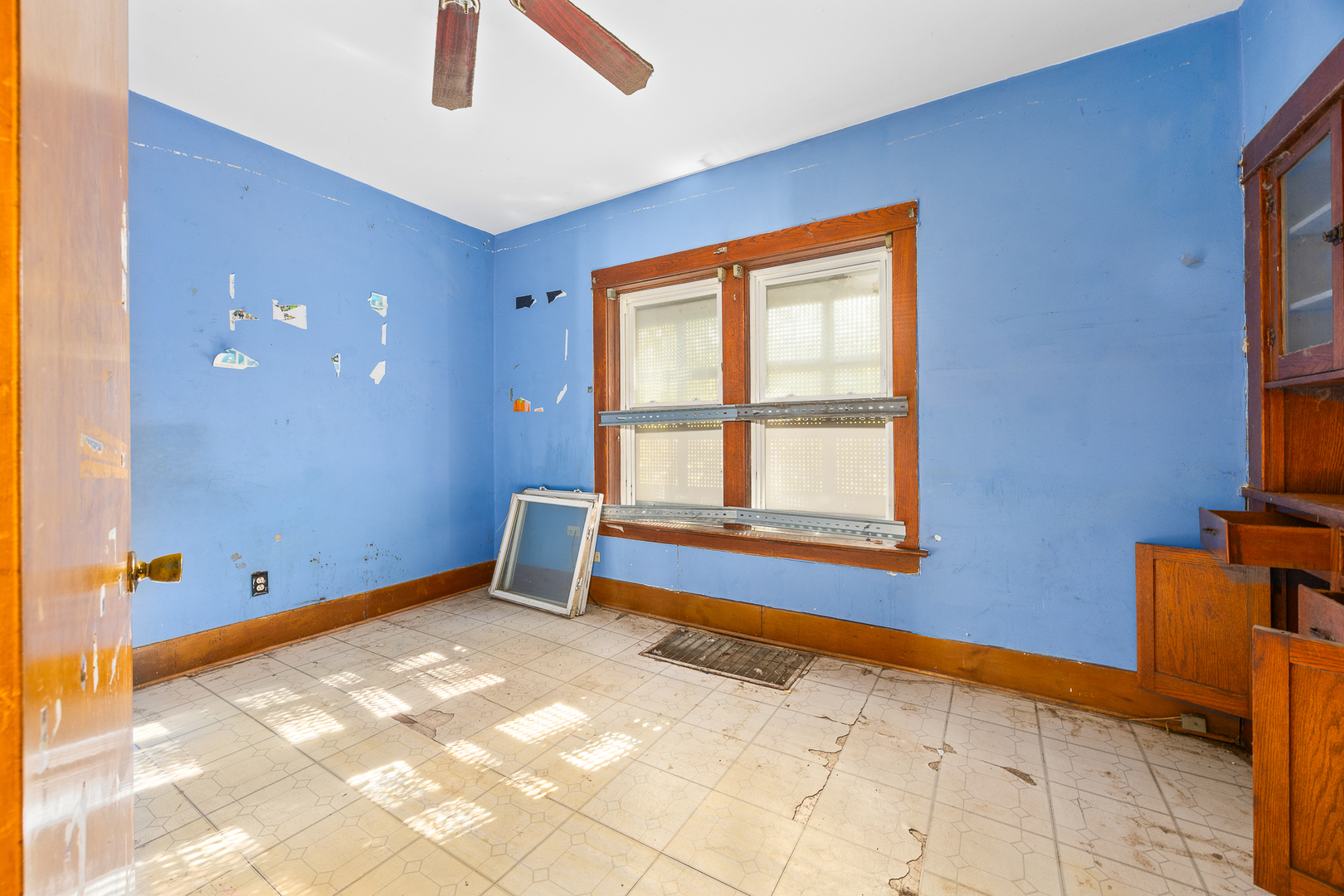 15342 Loomis Avenue, Harvey, IL 60426