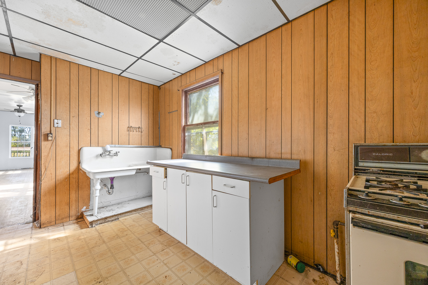 15342 Loomis Avenue, Harvey, IL 60426