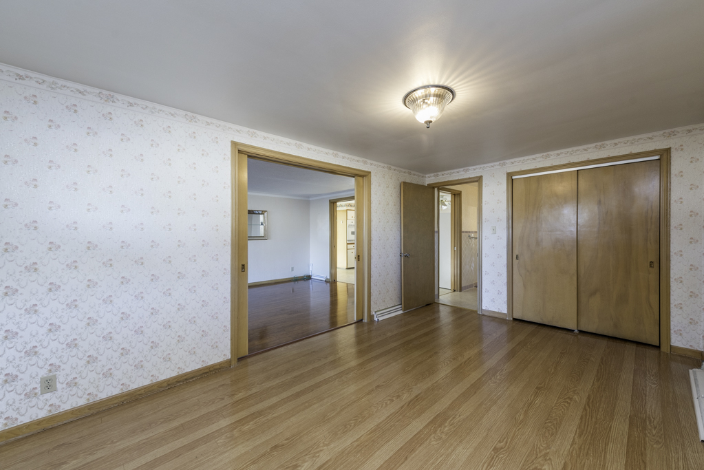 7916 22nd Avenue, Kenosha, WI 53143