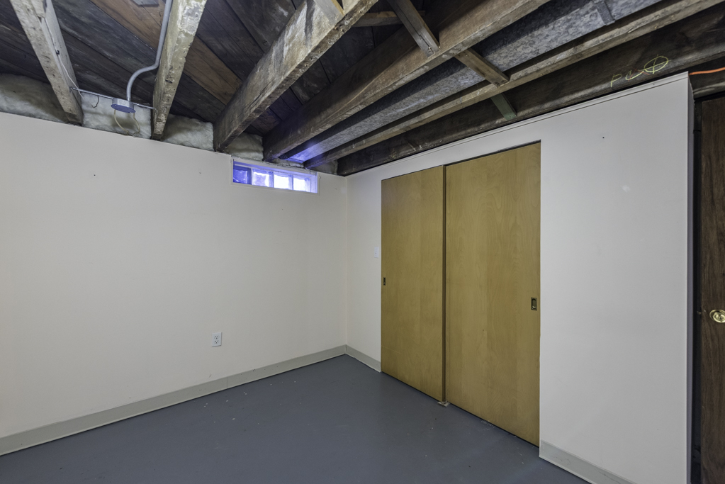 7916 22nd Avenue, Kenosha, WI 53143