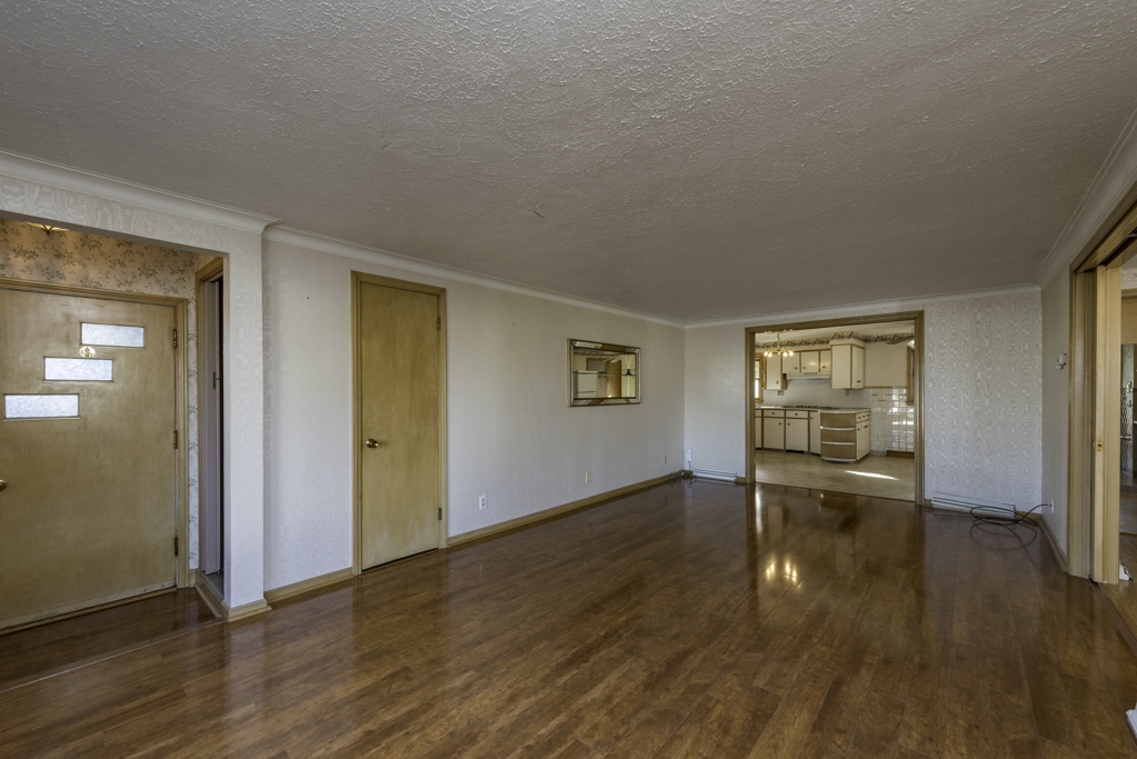 7916 22nd Avenue, Kenosha, WI 53143