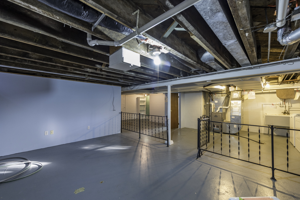 7916 22nd Avenue, Kenosha, WI 53143