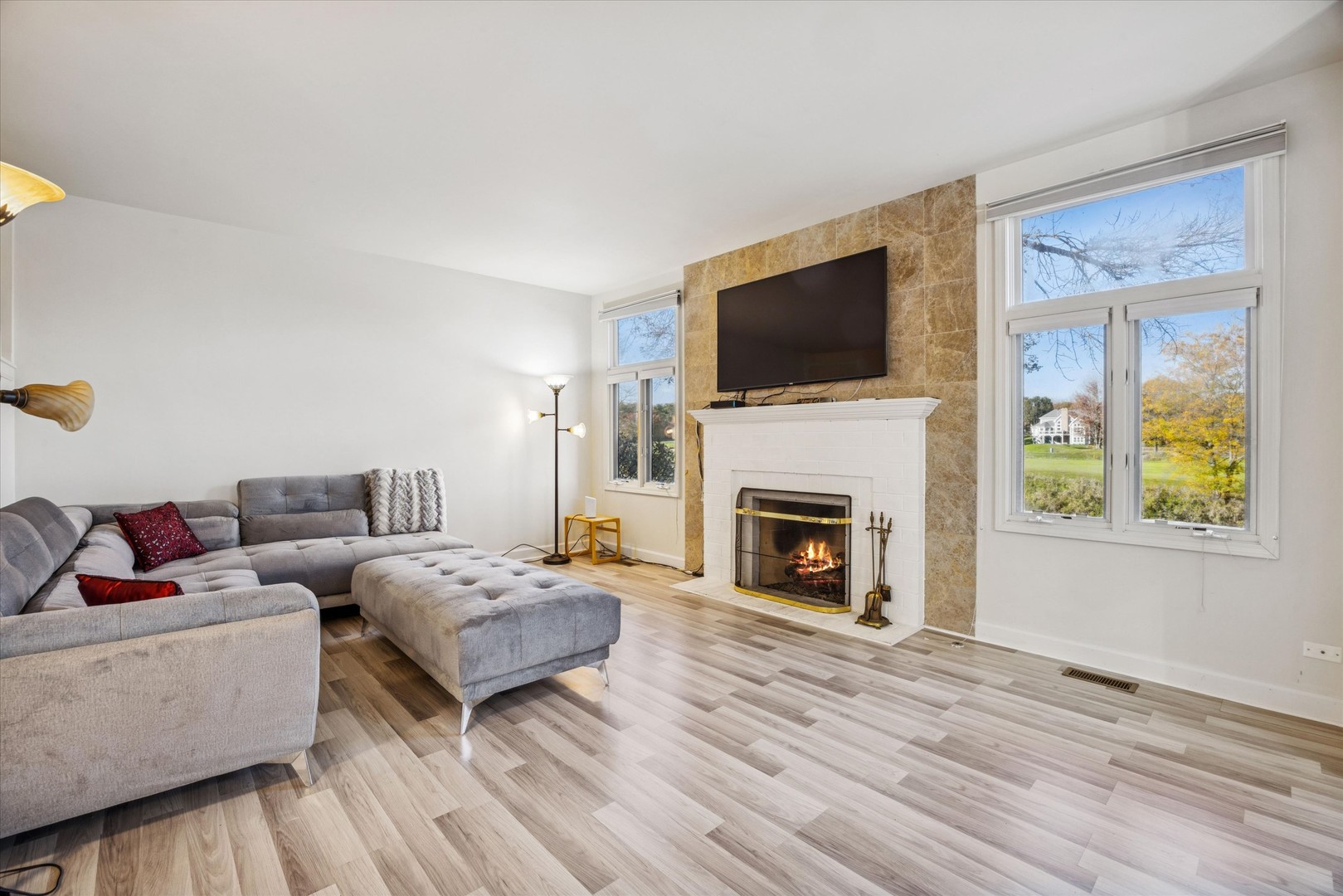 17 Mashie Court, Woodridge, IL 60517