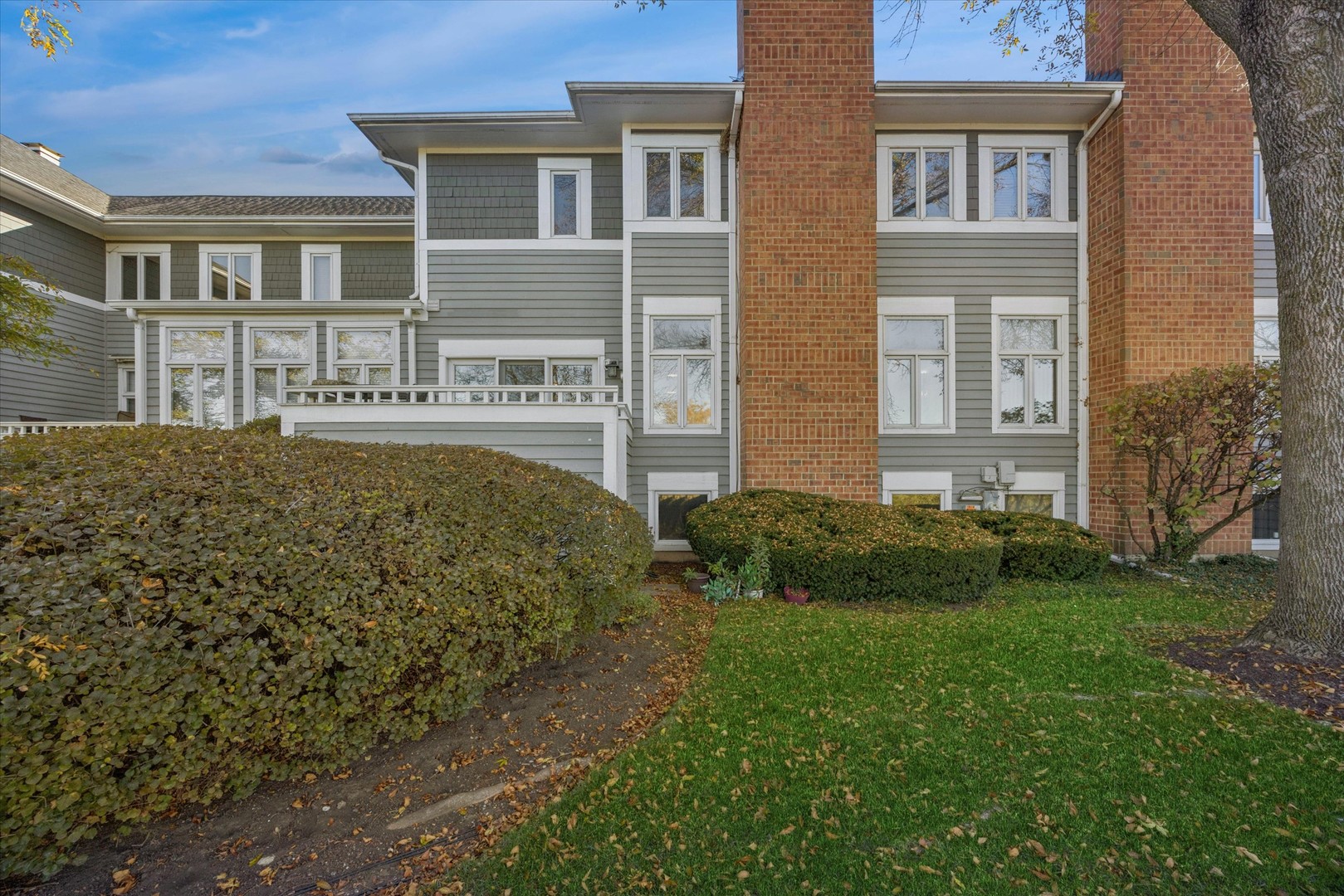 17 Mashie Court, Woodridge, IL 60517