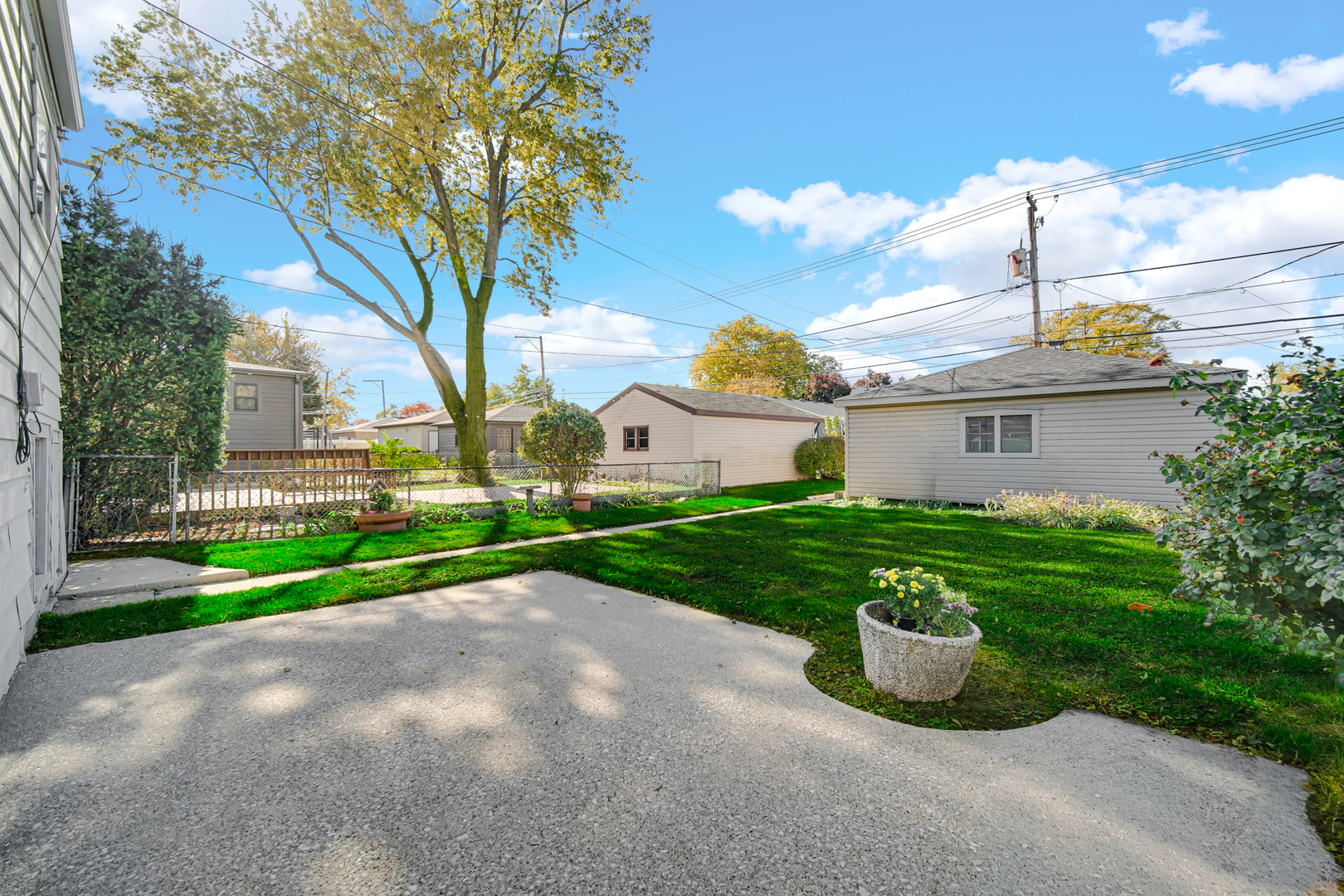 9308 Utica Avenue, Evergreen Park, IL 60805