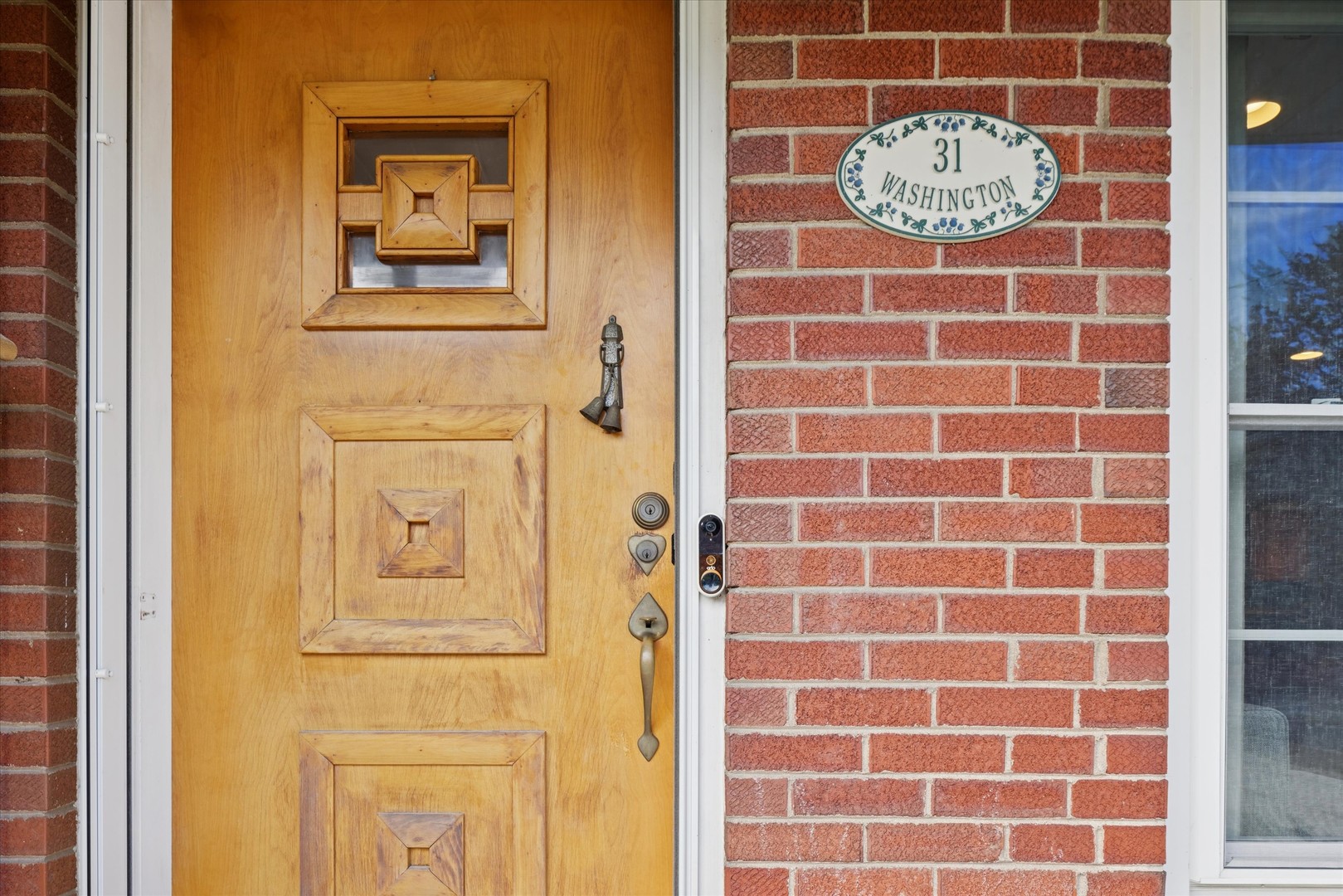 31 E Washington Boulevard, Lombard, IL 60148