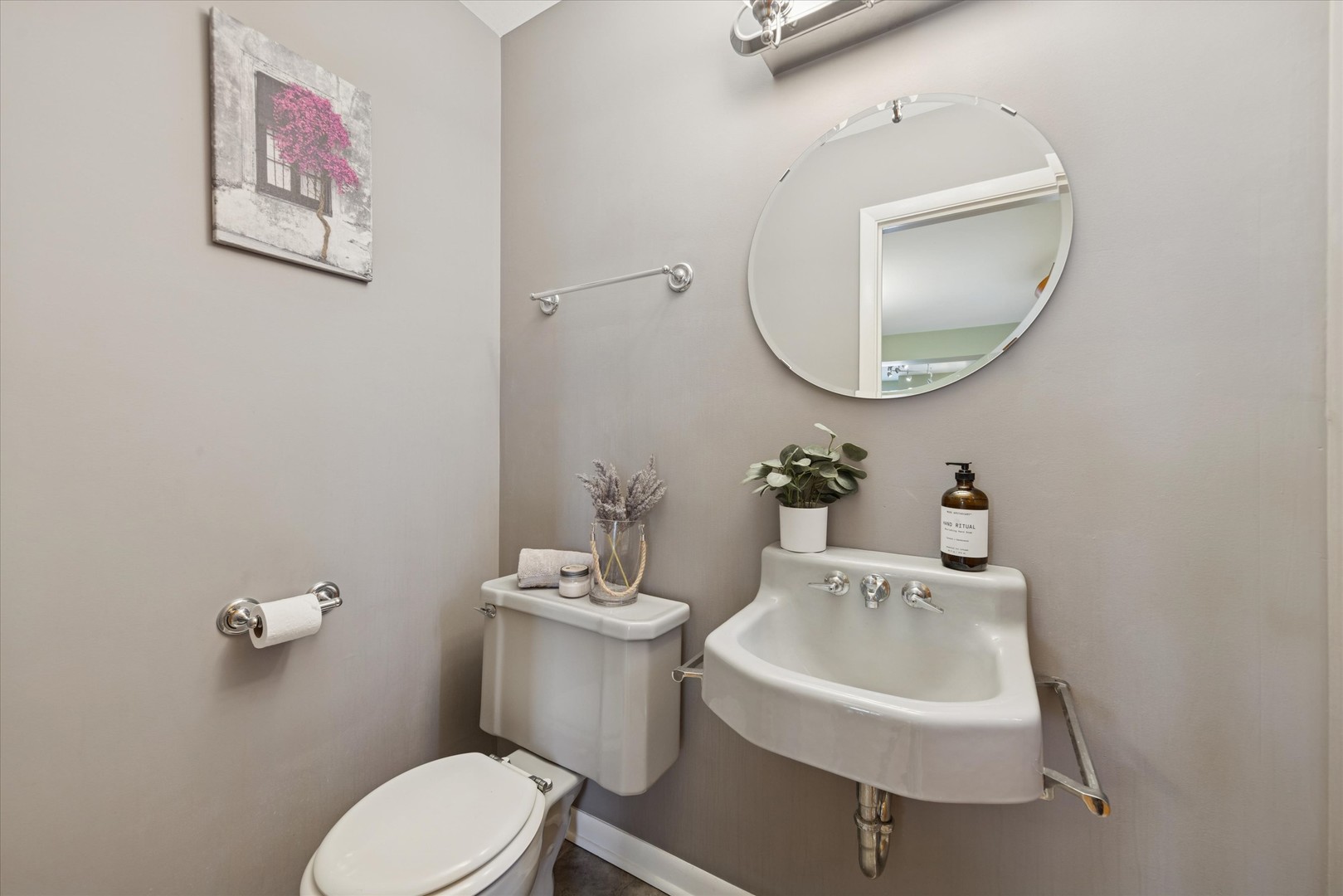 31 E Washington Boulevard, Lombard, IL 60148