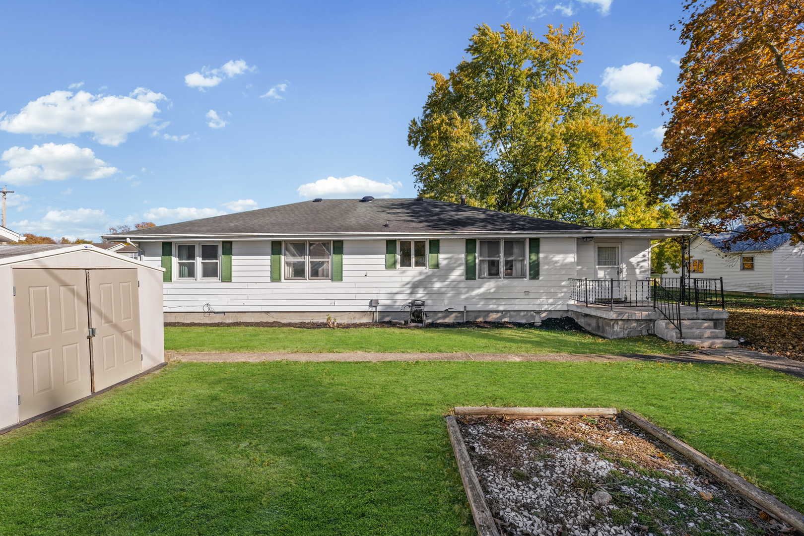 419 N MAIN Street, Farmer City, IL 61842