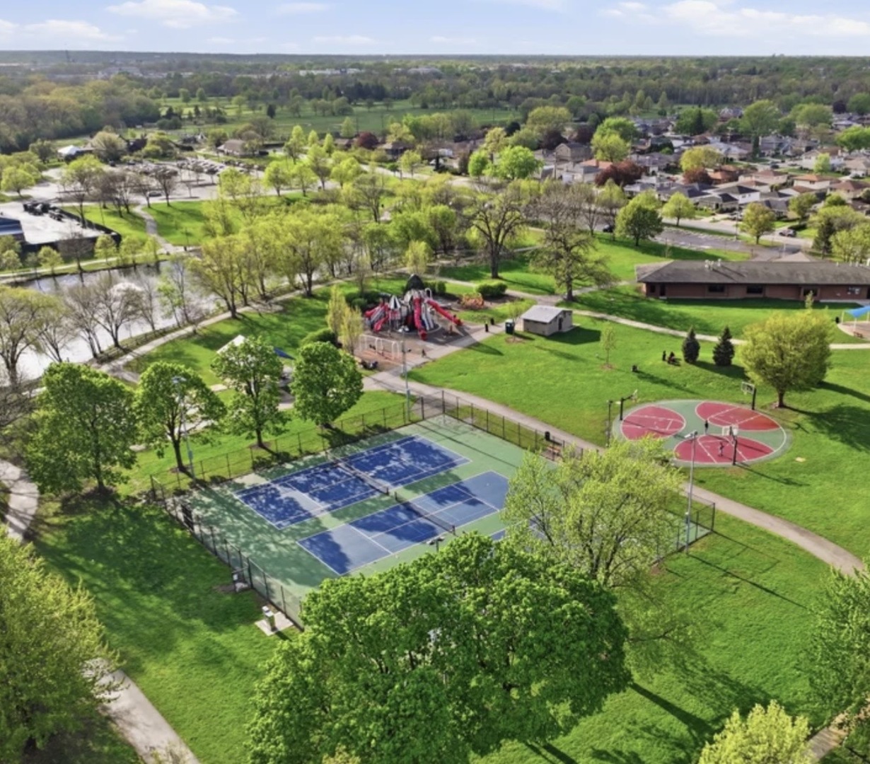 5721 W 103rd Street #204, Oak Lawn, IL 60453