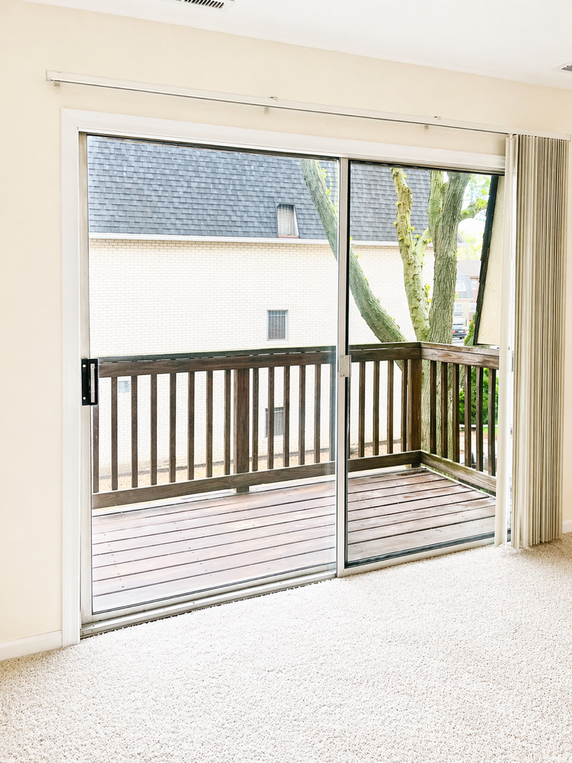 5721 W 103rd Street #204, Oak Lawn, IL 60453