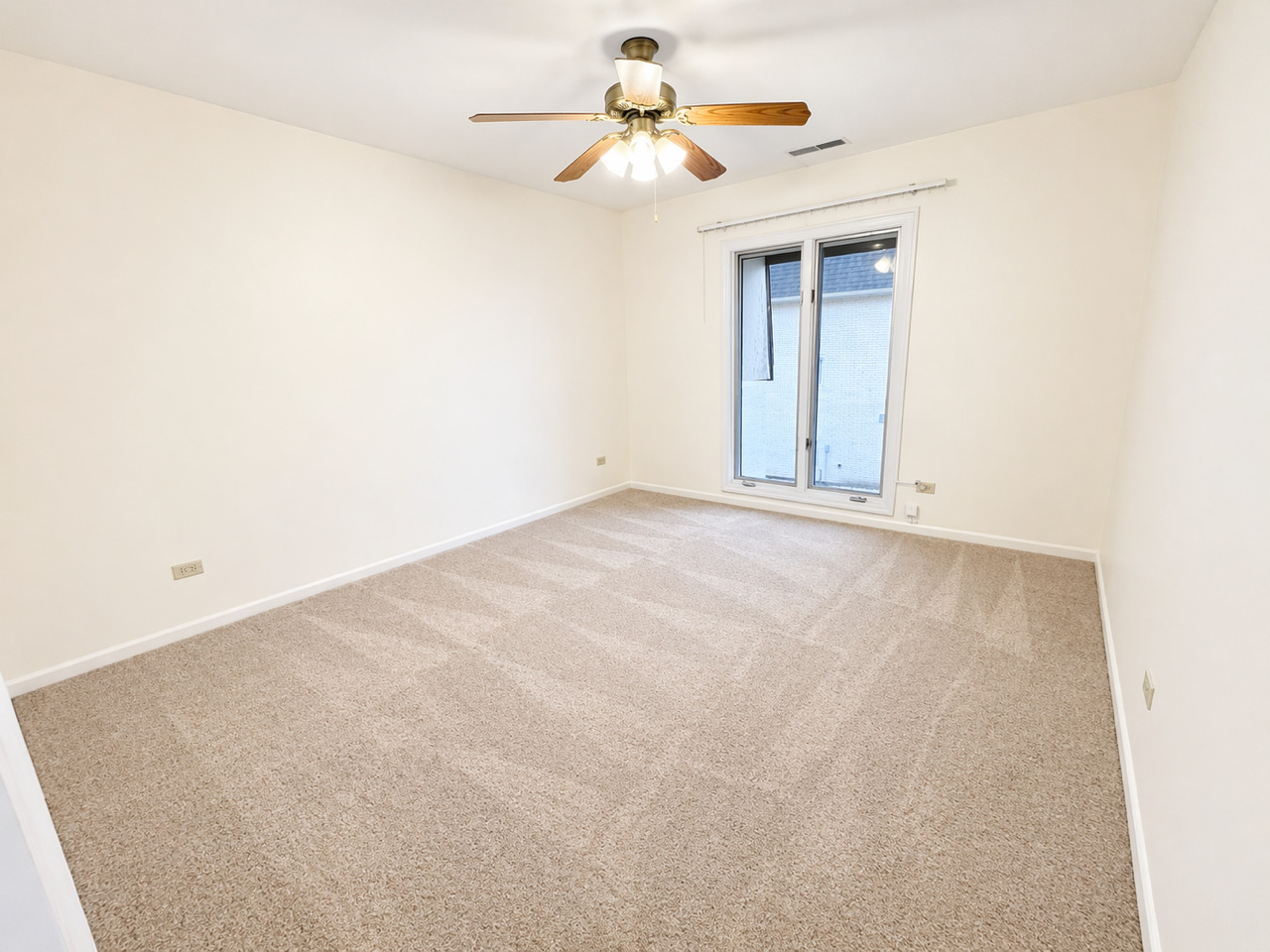 5721 W 103rd Street #204, Oak Lawn, IL 60453