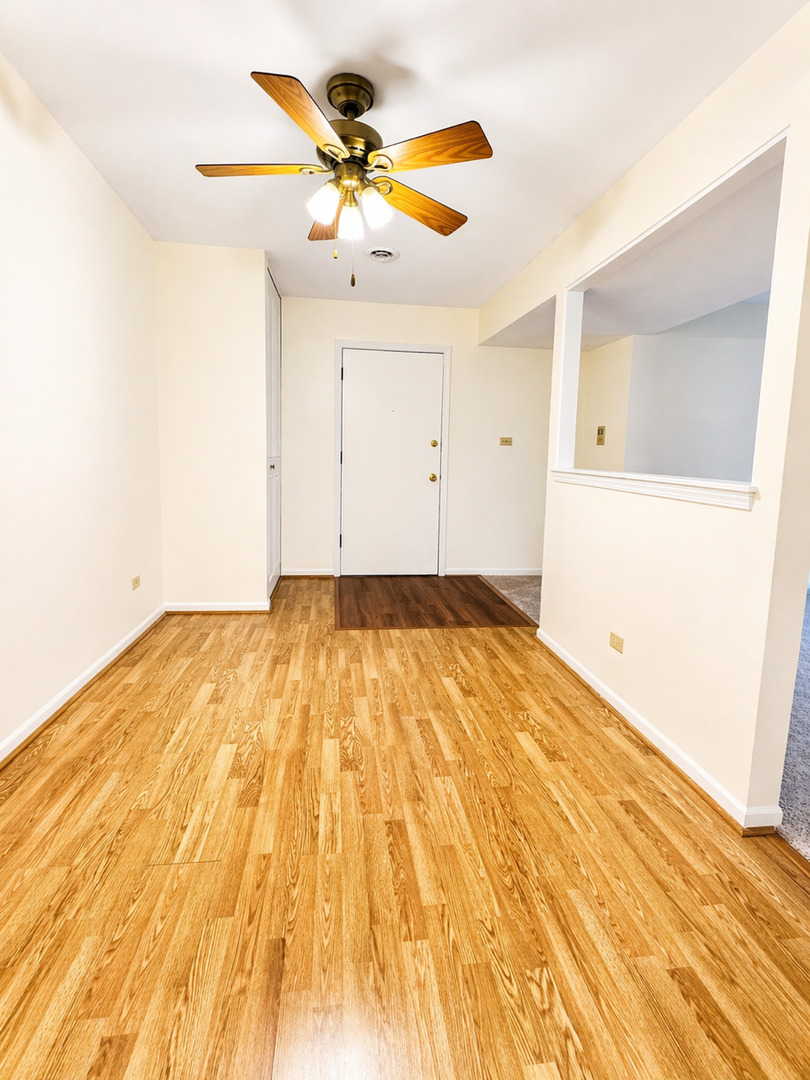 5721 W 103rd Street #204, Oak Lawn, IL 60453