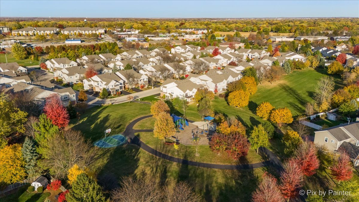 2232 Vanderbilt Drive, Geneva, IL 60134