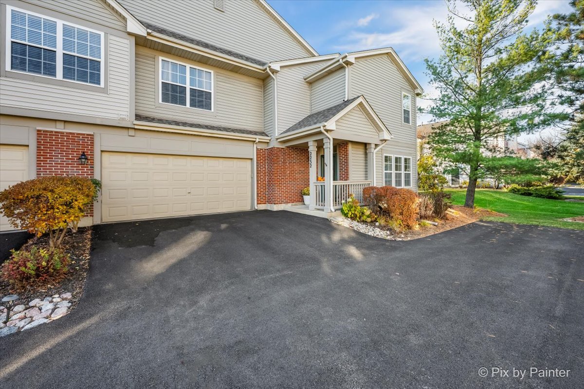 2232 Vanderbilt Drive, Geneva, IL 60134