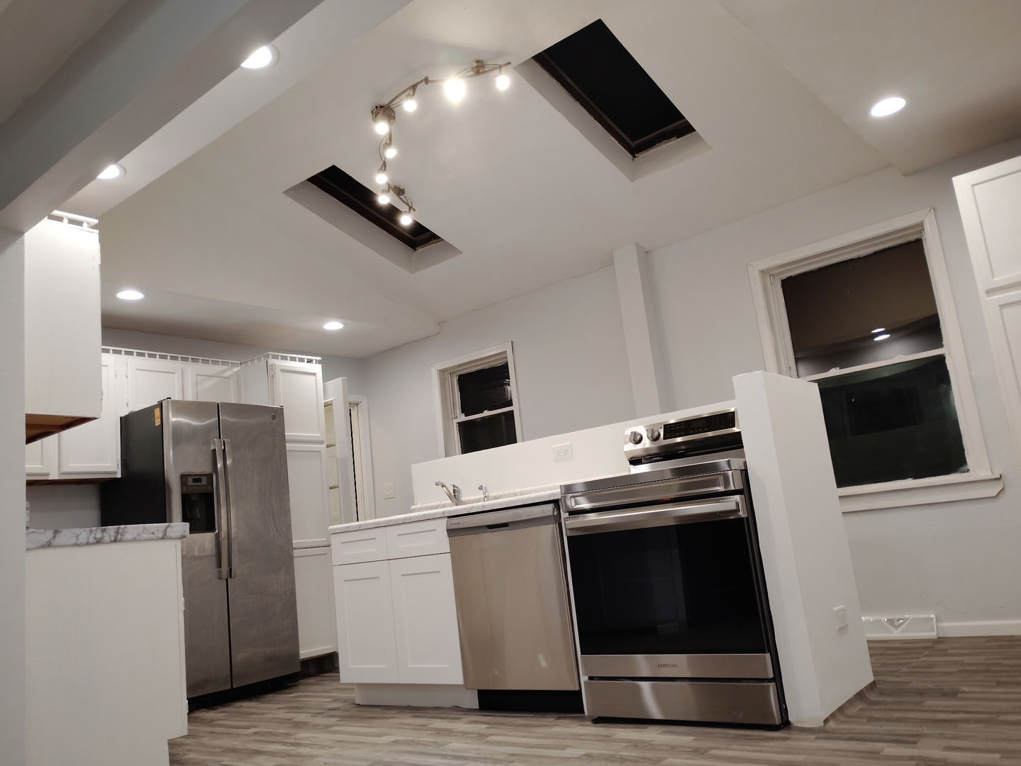 13407 Monticello Avenue, Robbins, IL 60472