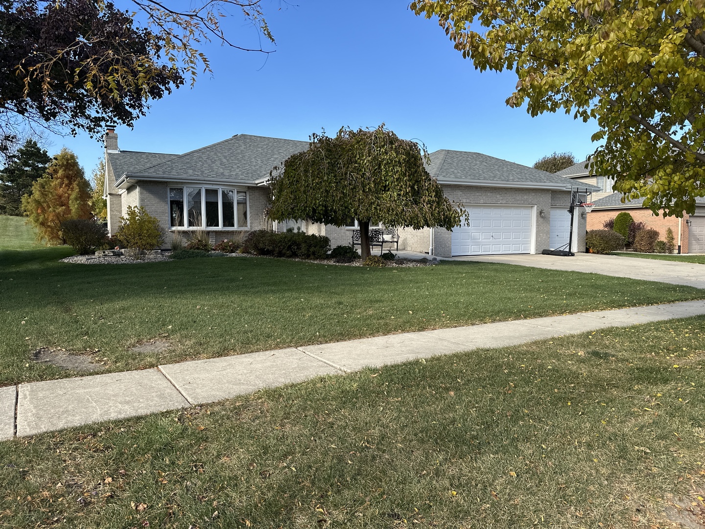 22064 Pembrook Drive, Frankfort, IL 60423