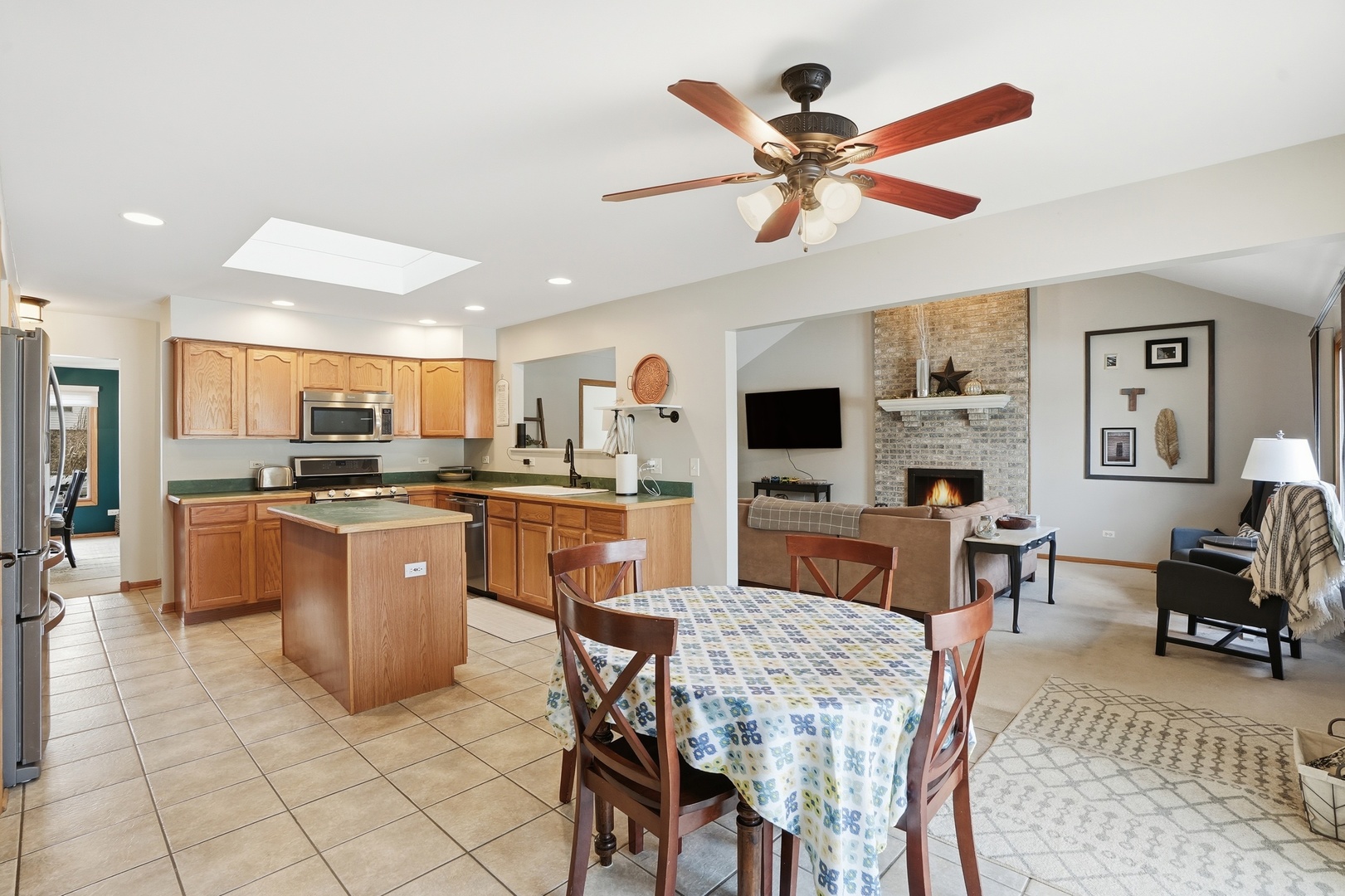 22064 Pembrook Drive, Frankfort, IL 60423