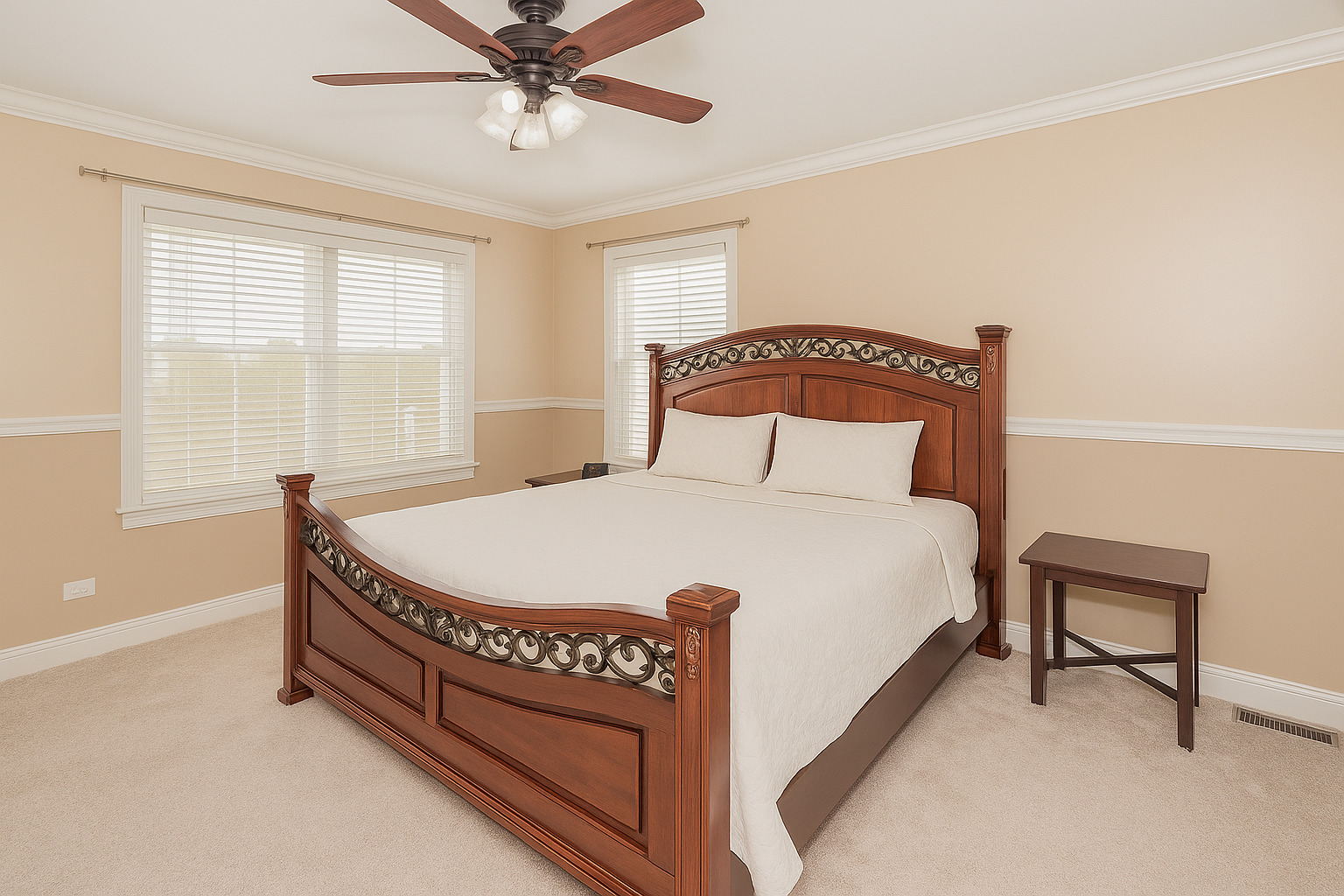 1115 ASHLEY Lane, Inverness, IL 60010