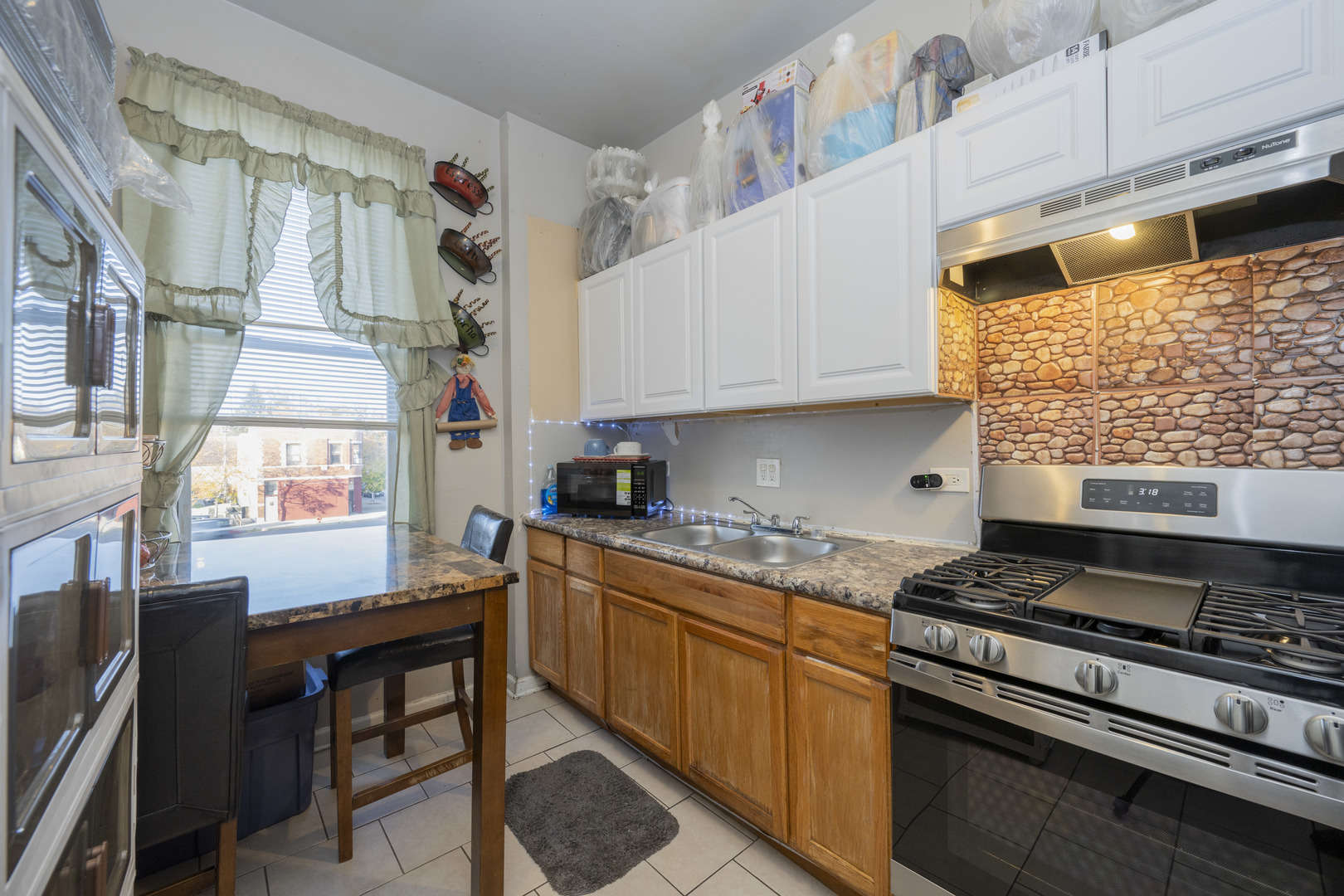 746 N Trumbull Avenue, Chicago, IL 60624