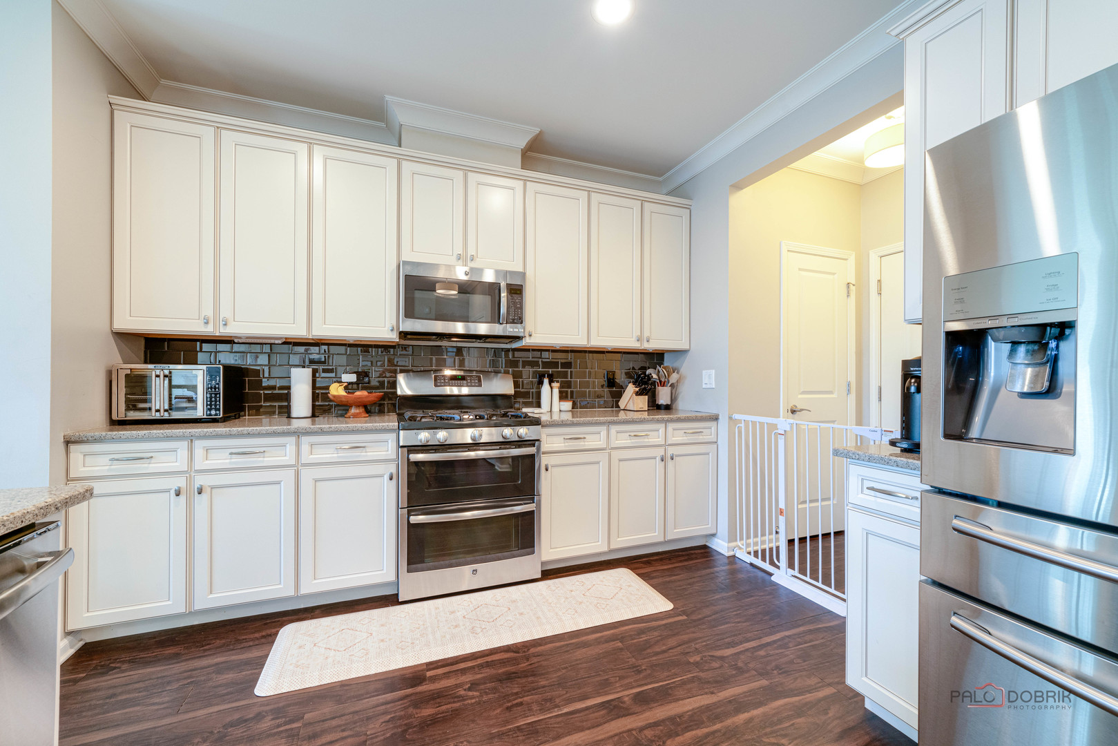 2370 N Moseley Court, Palatine, IL 60074