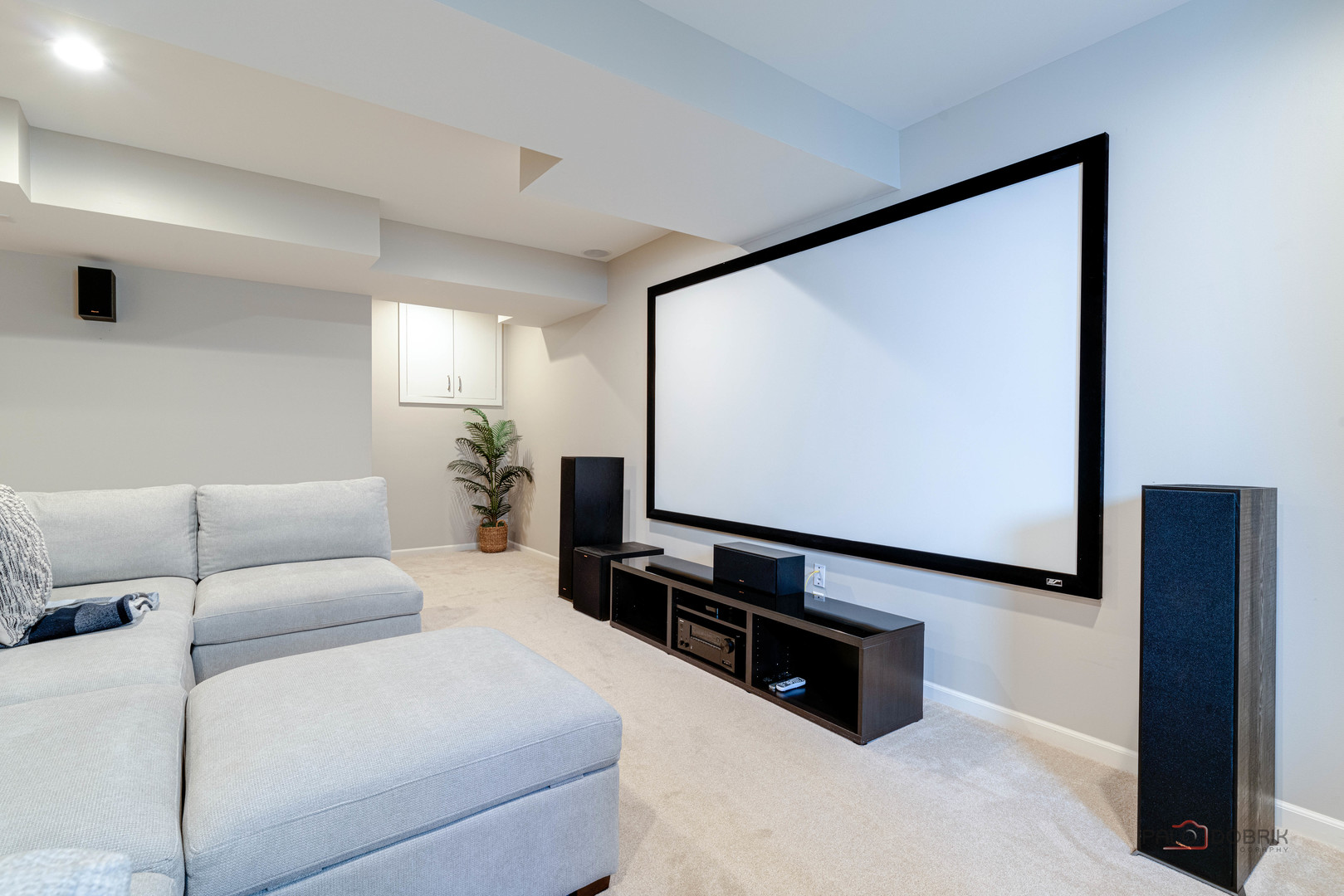 2370 N Moseley Court, Palatine, IL 60074