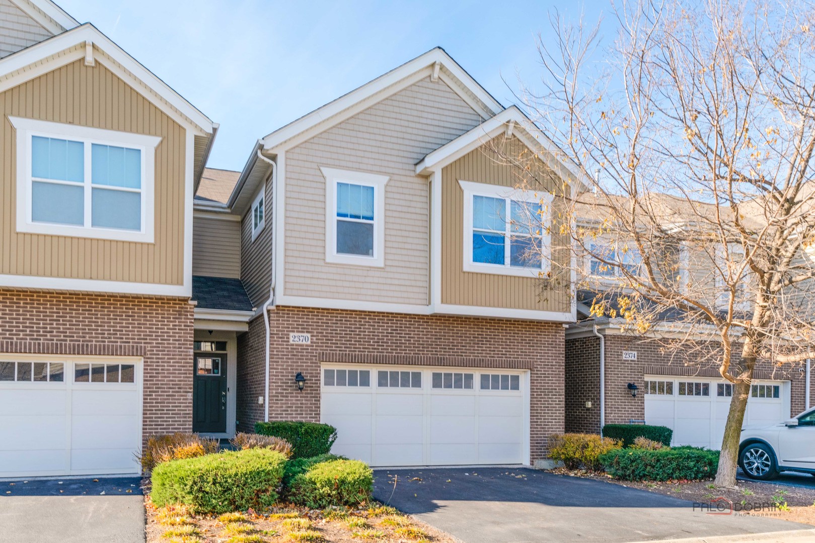 2370 N Moseley Court, Palatine, IL 60074