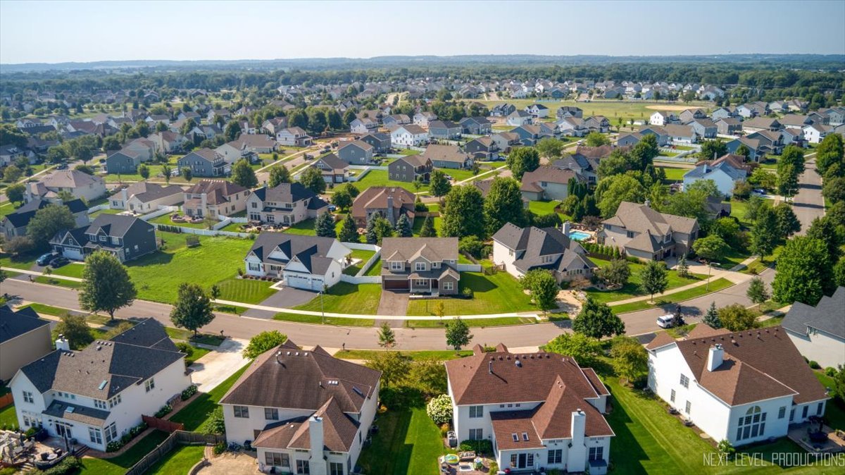 2948 Old Glory Drive, Yorkville, IL 60560