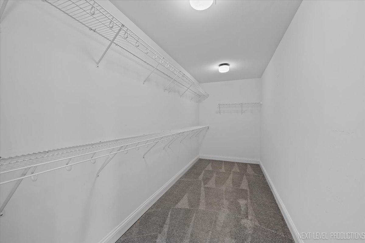 2948 Old Glory Drive, Yorkville, IL 60560