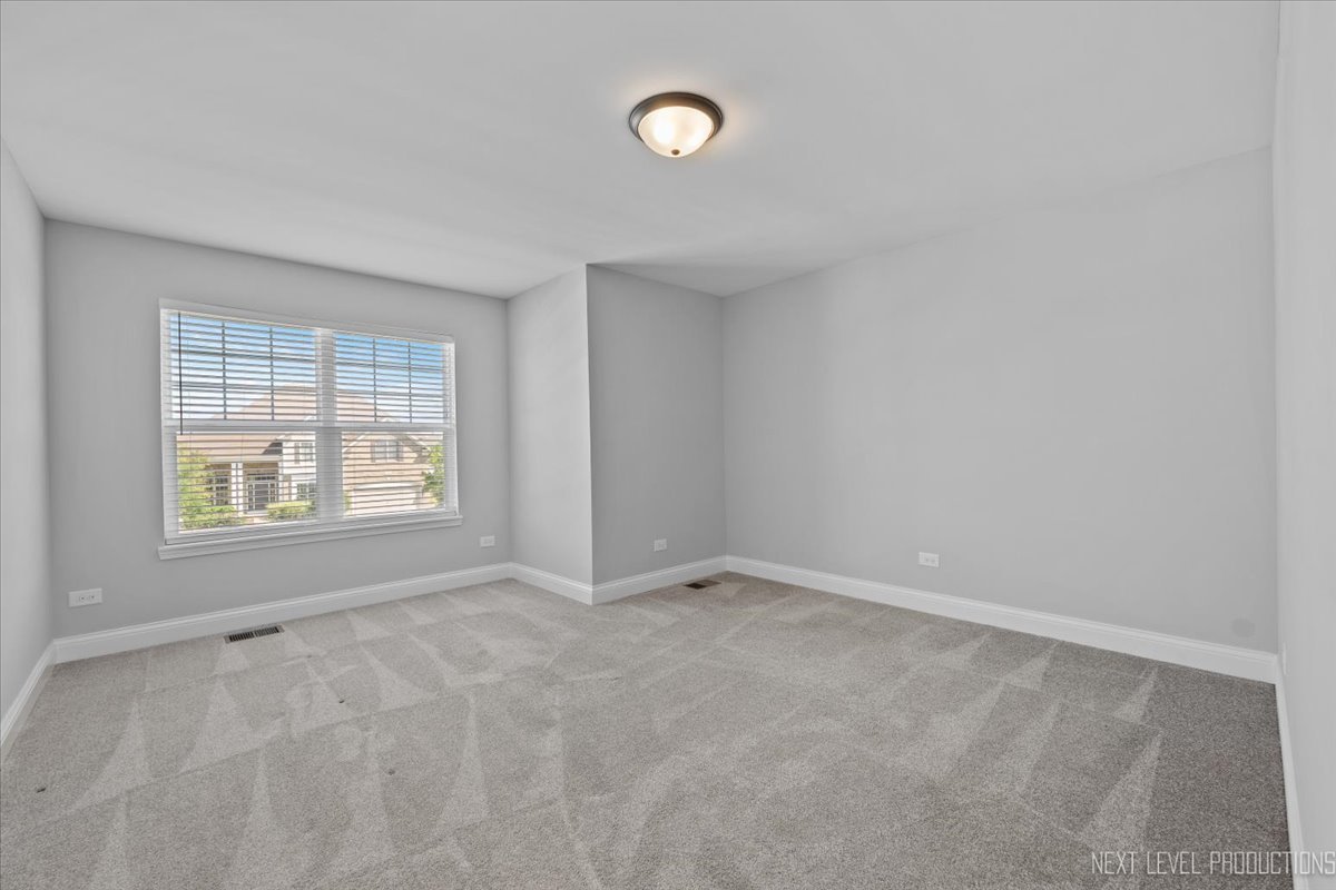 2948 Old Glory Drive, Yorkville, IL 60560