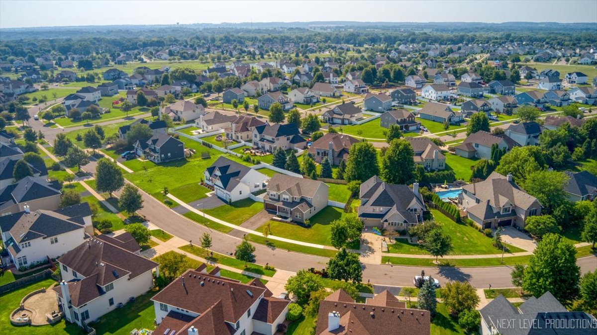 2948 Old Glory Drive, Yorkville, IL 60560