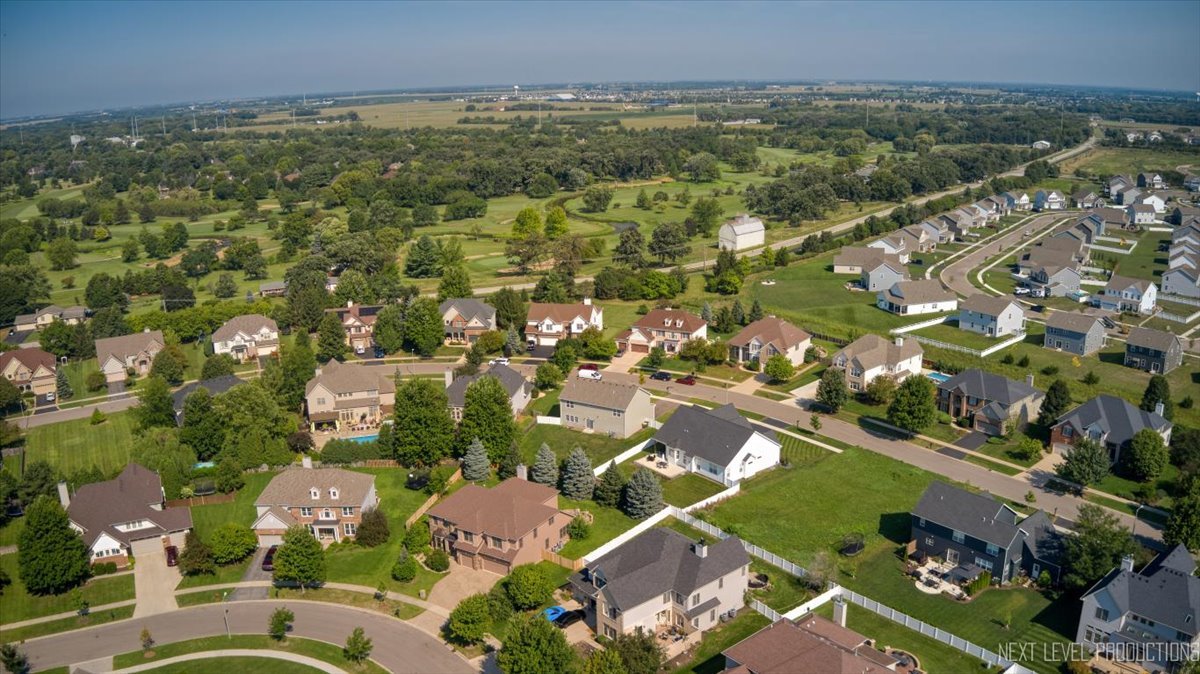 2948 Old Glory Drive, Yorkville, IL 60560