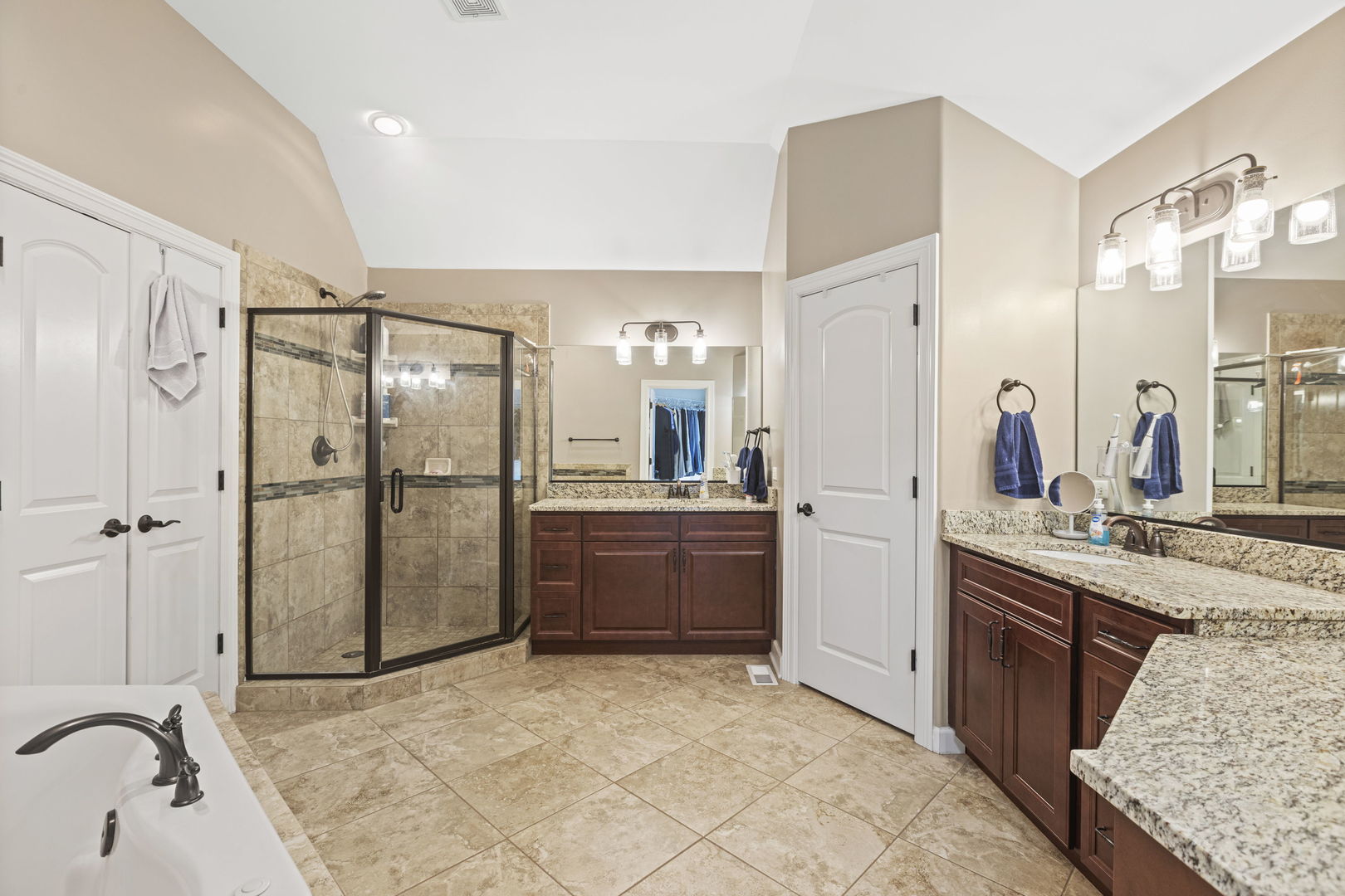 25118 W Zoumar Drive, Plainfield, IL 60586