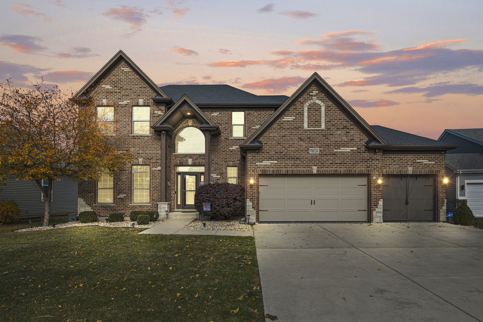 25118 W Zoumar Drive, Plainfield, IL 60586