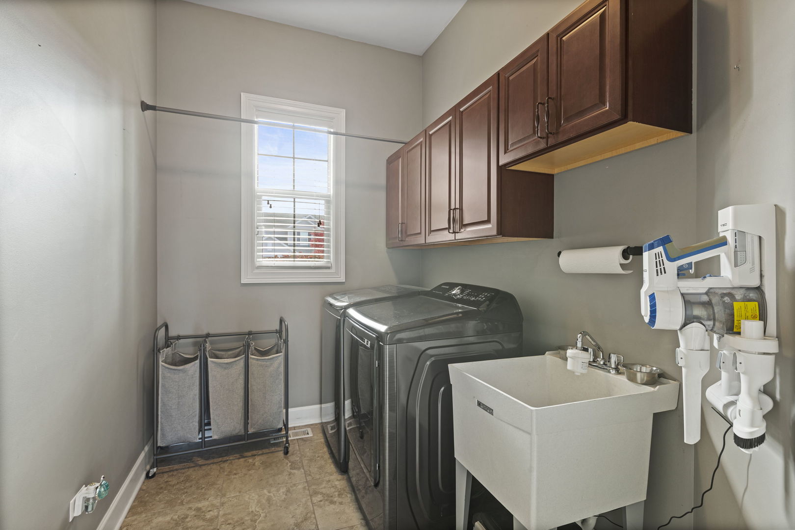 25118 W Zoumar Drive, Plainfield, IL 60586