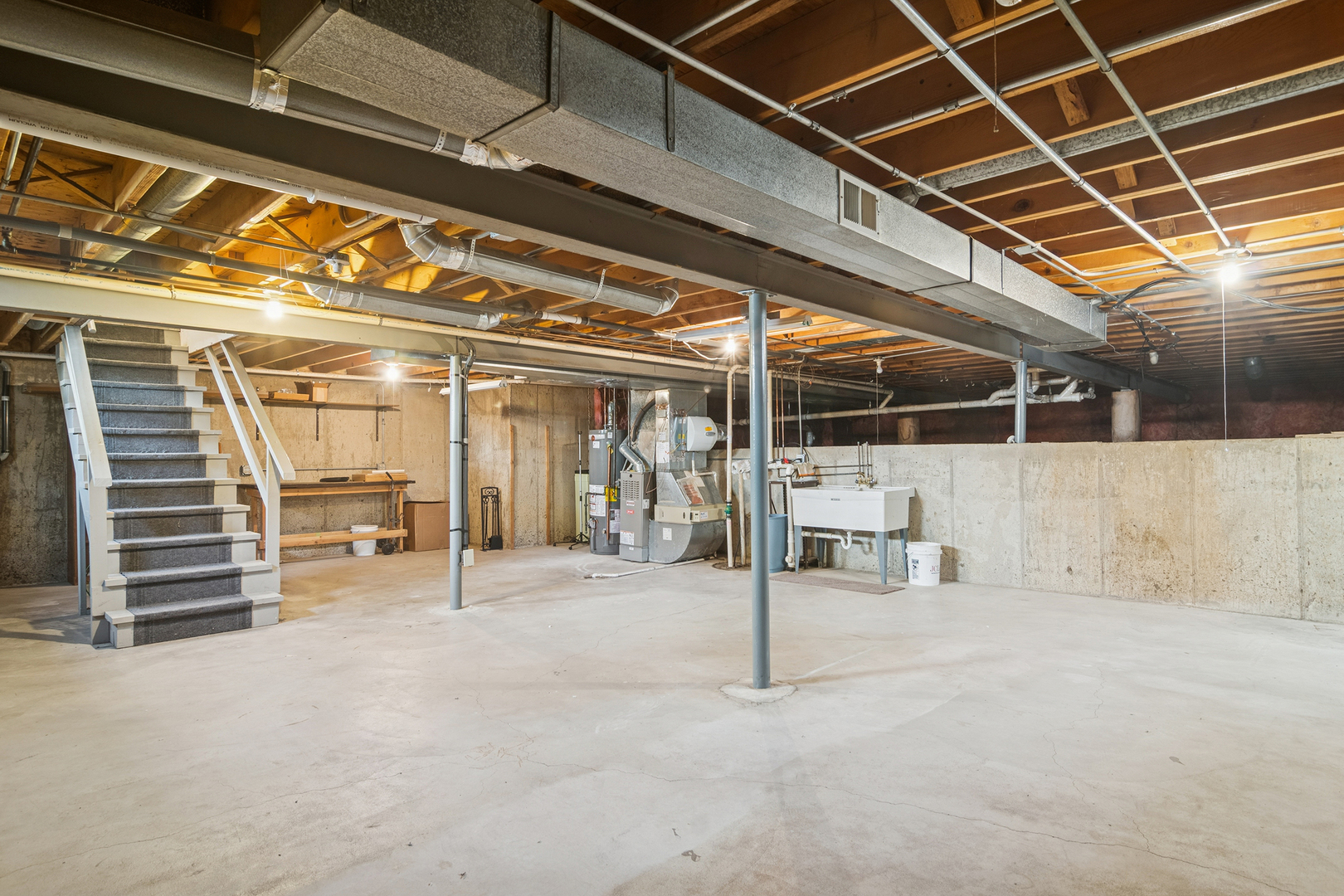 4040 N Harvard Avenue, Arlington Heights, IL 60004