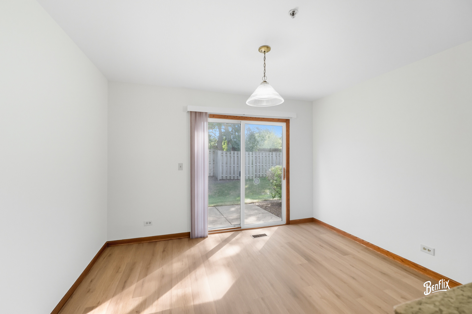 1303 Orleans Drive, Mundelein, IL 60060