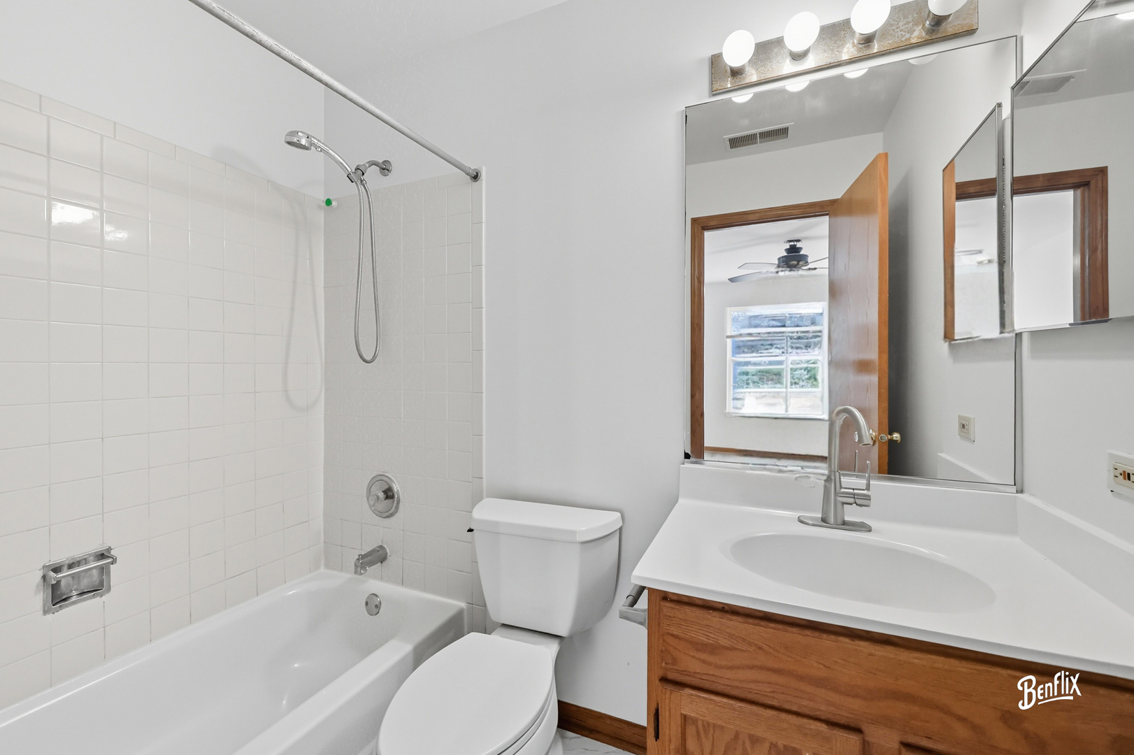 1303 Orleans Drive, Mundelein, IL 60060