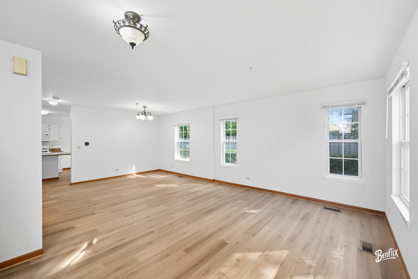 1303 Orleans Drive, Mundelein, IL 60060