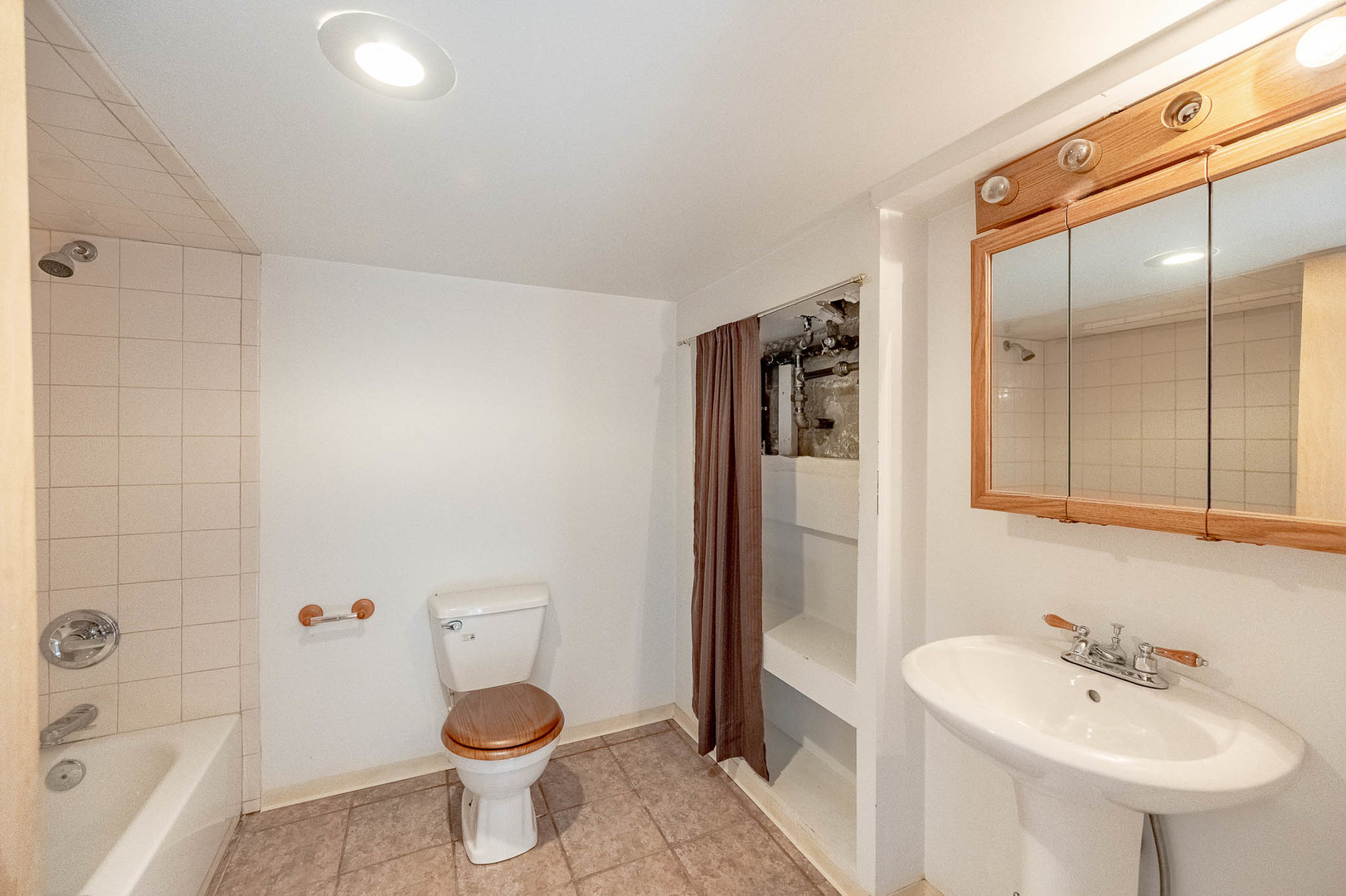 443 Ferdinand Avenue, Forest Park, IL 60130