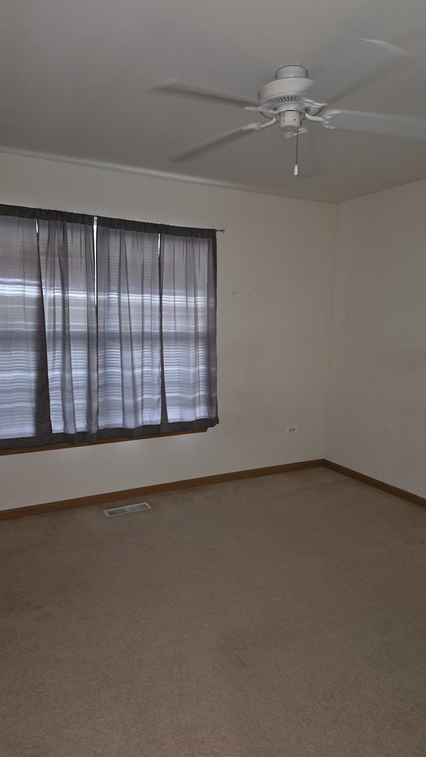 434 VAUGHN Circle, Aurora, IL 60502