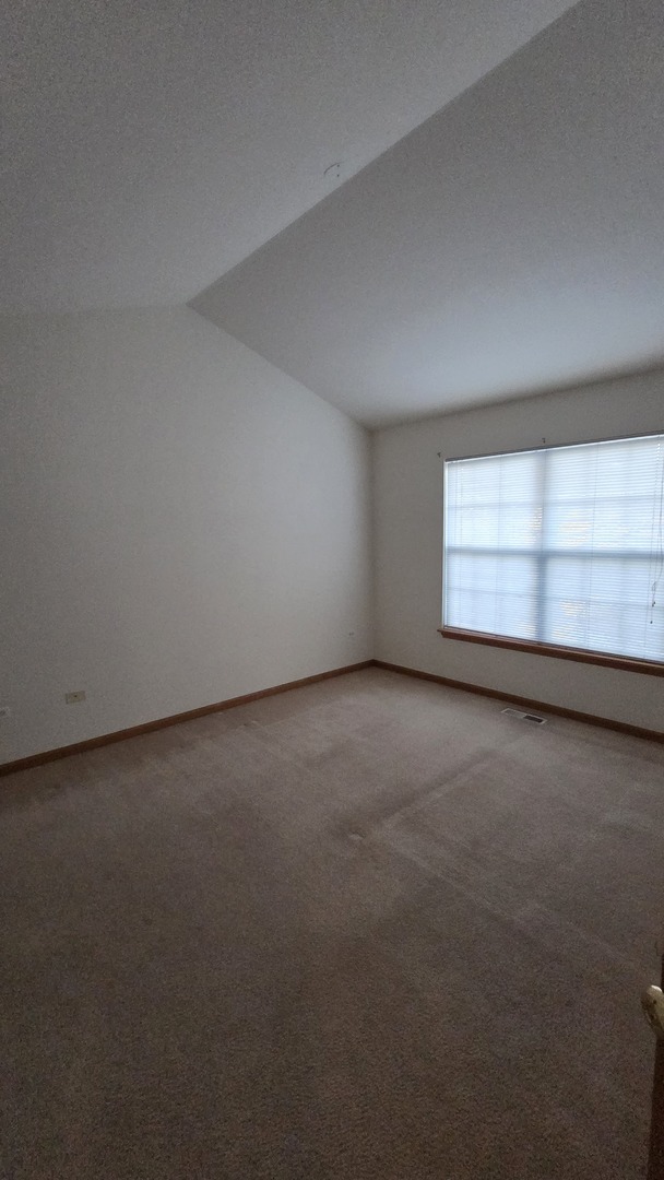 434 VAUGHN Circle, Aurora, IL 60502