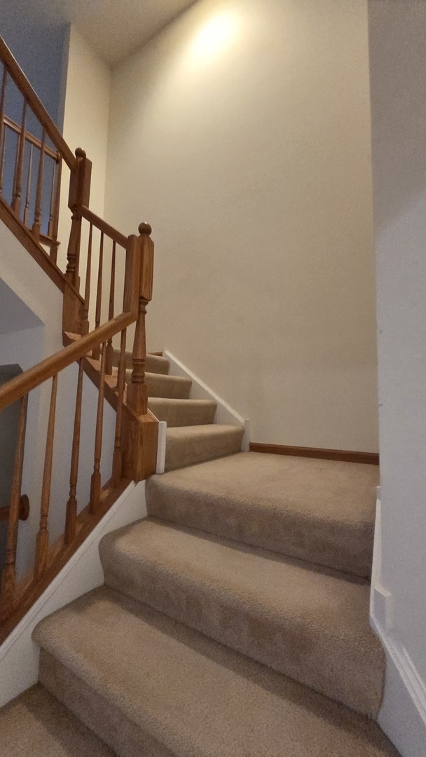 434 VAUGHN Circle, Aurora, IL 60502