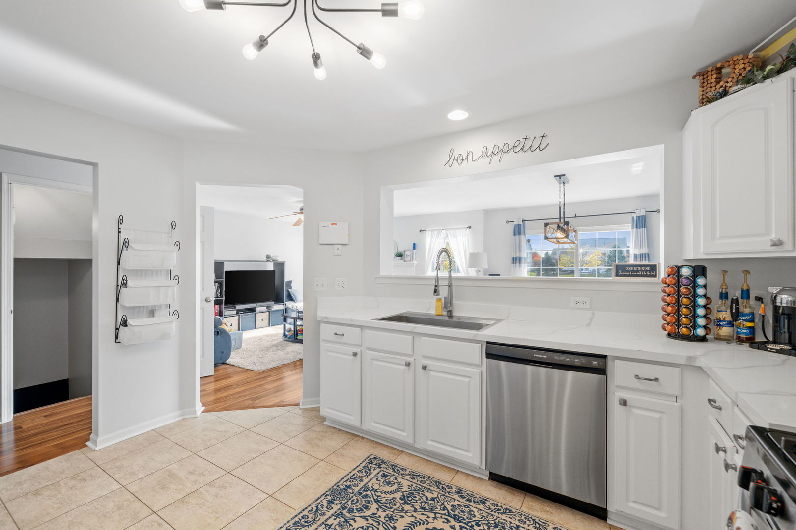 23911 McMullin Circle, Plainfield, IL 60586