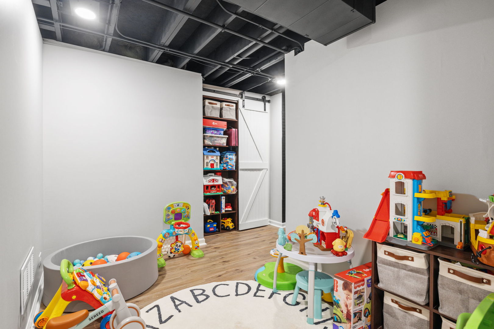 23911 McMullin Circle, Plainfield, IL 60586