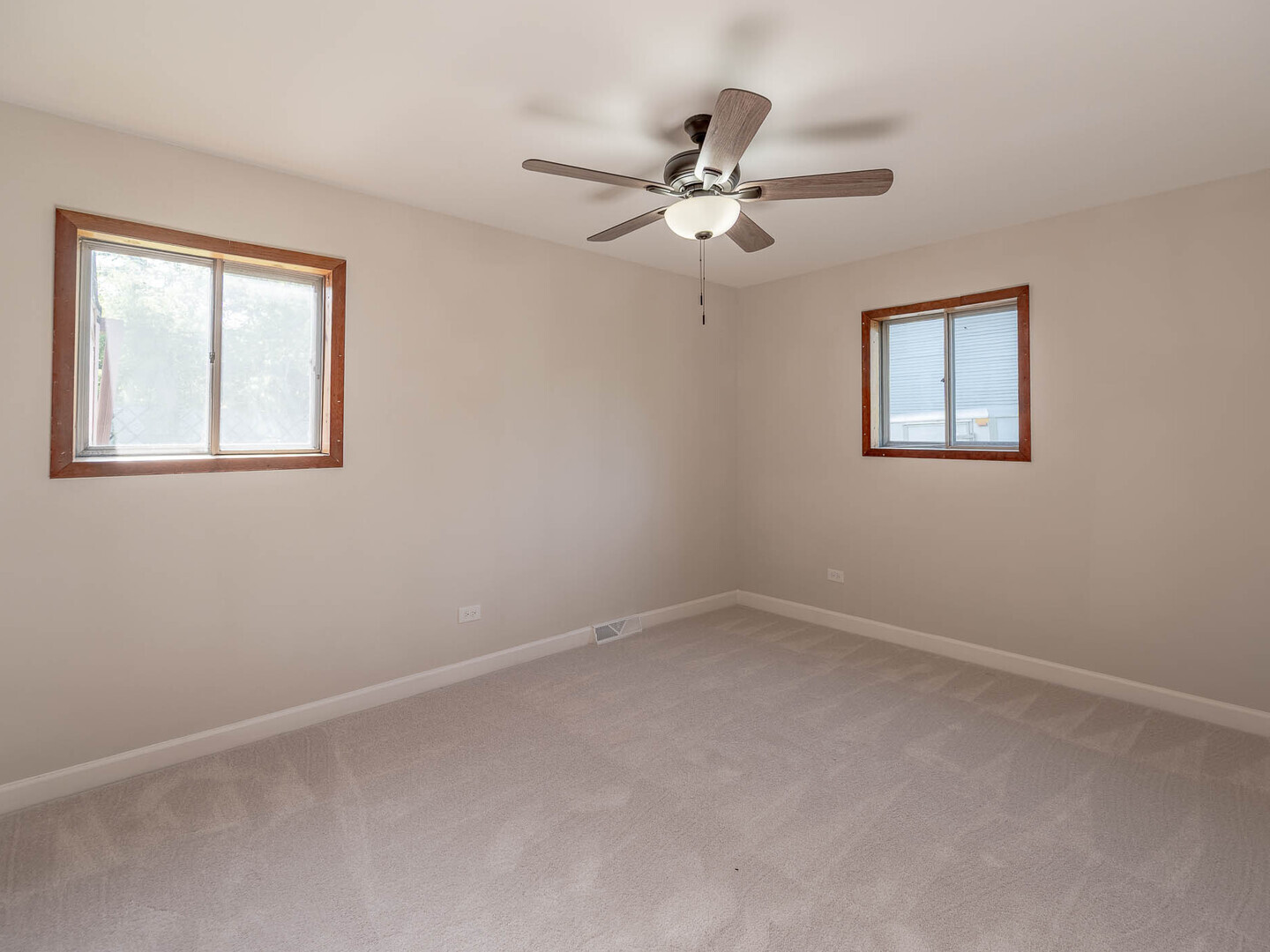 15117 La Crosse Avenue, Oak Forest, IL 60452