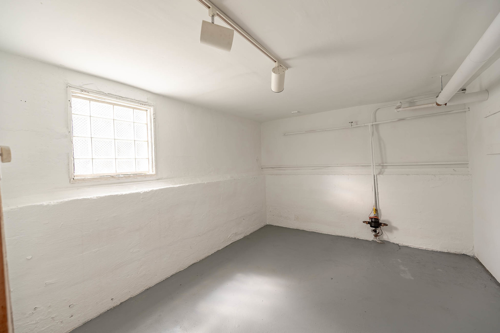 10735 S Prospect Avenue, Chicago, IL 60643