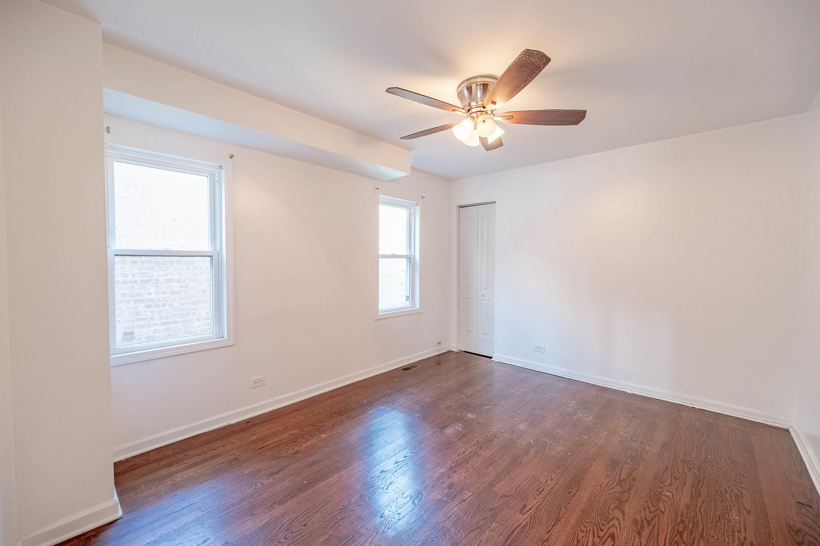 8008 S Wabash Avenue, Chicago, IL 60619